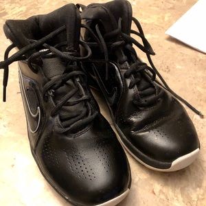 Nike High Top Basketball Shoes